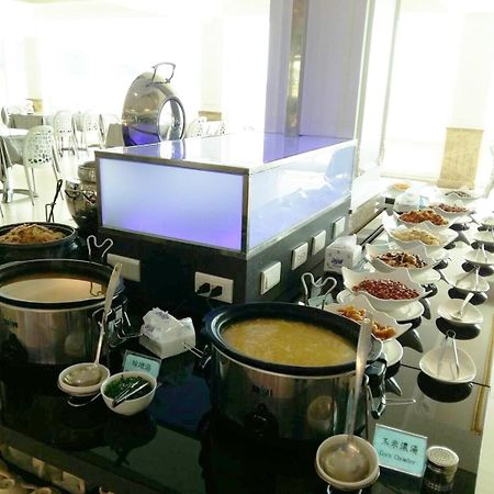 화이트 하우스 비치 리조트 완리 외부 사진